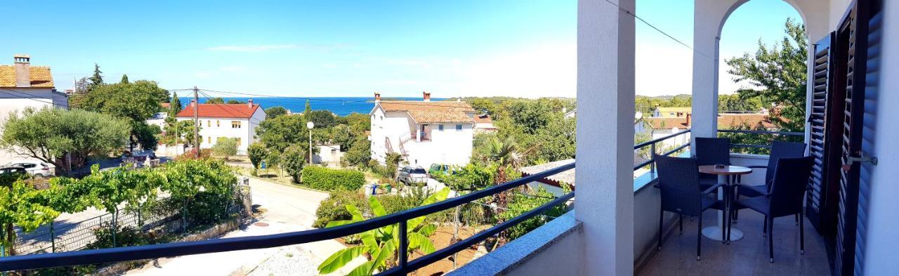Apartment Sea View Ρόβινι Εξωτερικό φωτογραφία